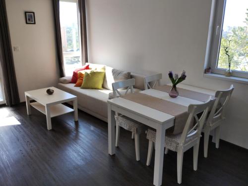 Happy Apartment & Free Breakfast - Mladost, Sofia (photo 6)
