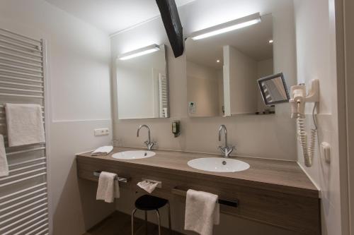 Duplex Apartment (2-4 Adults)