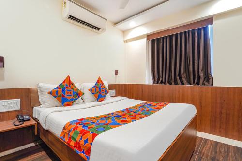 FabHotel Stayz Inn US Consulate