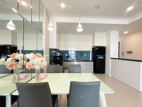 Sunrise City View 2 bedrooms - swimming pool & gym - 편의 시설/서비스
