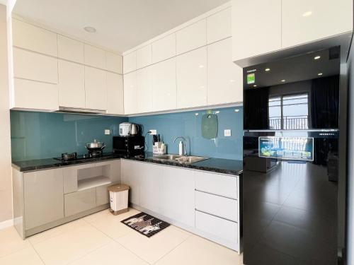 Sunrise City View 2 bedrooms - swimming pool & gym