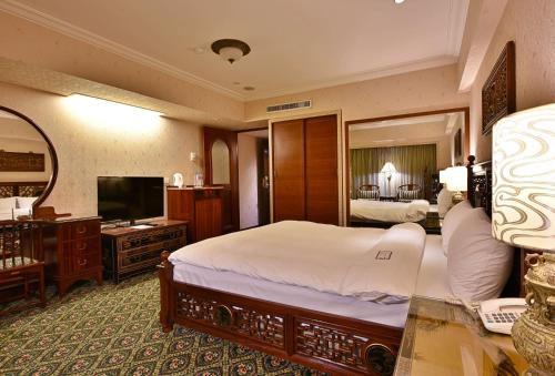 Exquisite Suite image 7