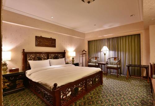 Exquisite Suite image 6