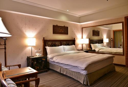 Exquisite Suite image 5