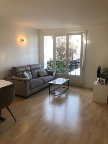 Beautiful and quiet 1 bedroom 10min from Paris - Location saisonnière - Colombes