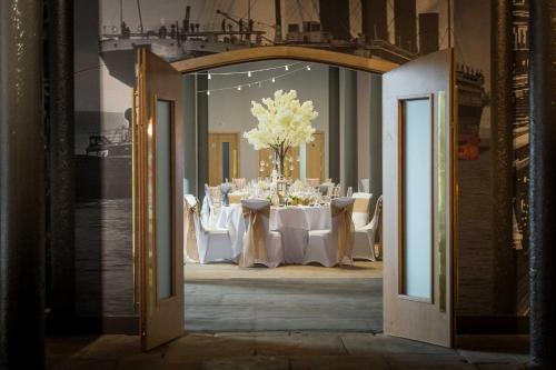 Titanic Hotel Liverpool - image 11
