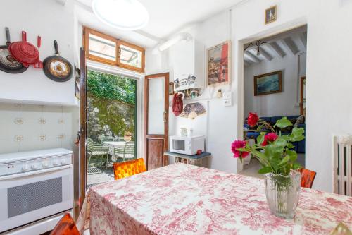 virtuve, Casina Orione in Montecatini Val Di Cecina