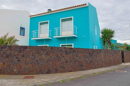 Azores Surf Center House in ริเบรา กรานเด