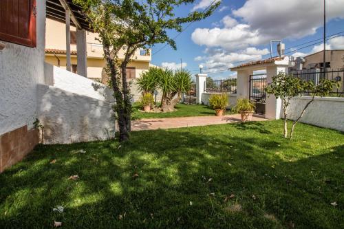 Lovely Villa with Garden near the Hospital!