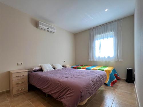 Apartamento Sant Pere Pescador, 2 dormitorios, 5 personas - ES-89-110