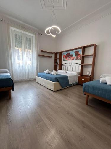 Noemi’s Home, Roma