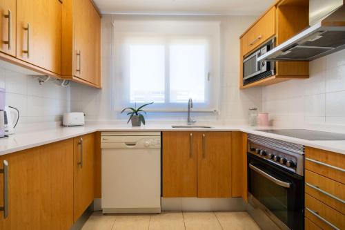 Apartamentos Albir Confort - Avenida - image 6