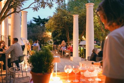 حديقة, DeGrassi Boutique Garni Hotel Izola in إيزولا