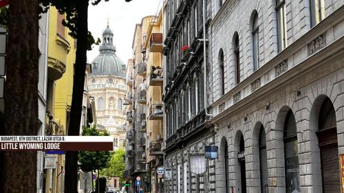 Little Americas Wyoming Lodge Apartment