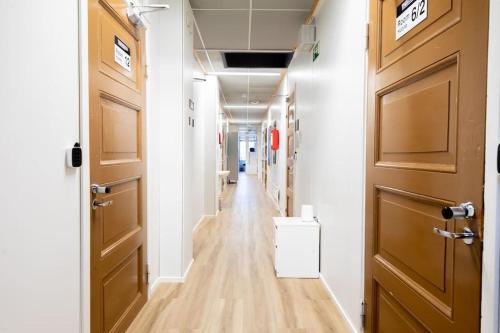 Keskusta sviitti parvekkeella ja pyykinpesukoneella Vanha Postitalo in Varkaus