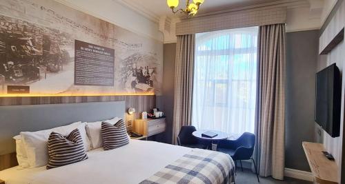 Classic King Room  image 2