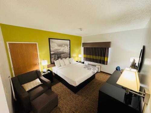 Forest City Inn - image 7