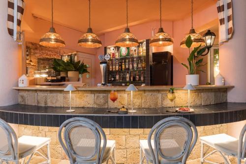Evdion Hotel - image 12