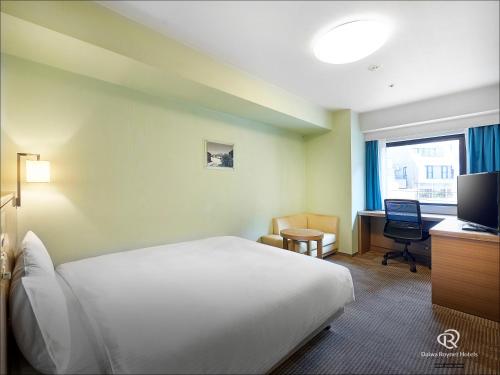 room detail thumbnail 1