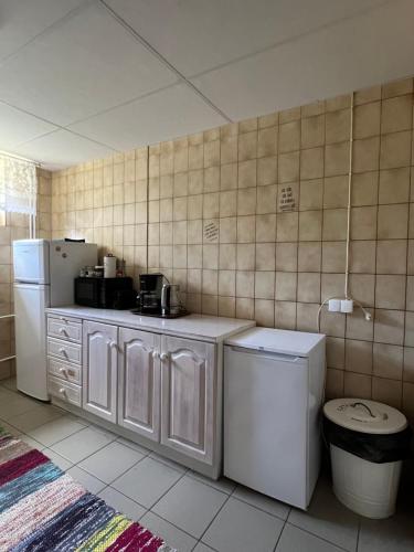 Létesítmények, Kihnu Sadama Oomaja Guesthouse in Tostamaa Vald (Parnu megye)