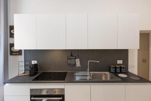 Navona Modern by Rental in Rome, Rome (photo 9)