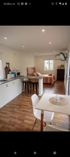 One-Bedroom Chalet image 9