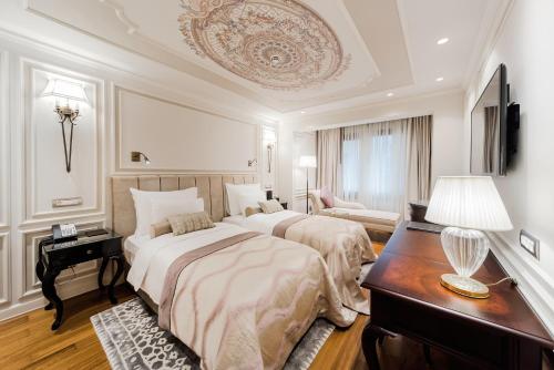 1 queen bed