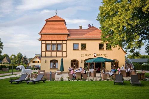 Bernsteinschloss in Wendorf, Deutschland