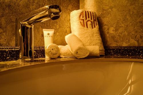 Badkamer, Soho Midtown in Amman