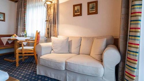 Hotel Alpina - image 7
