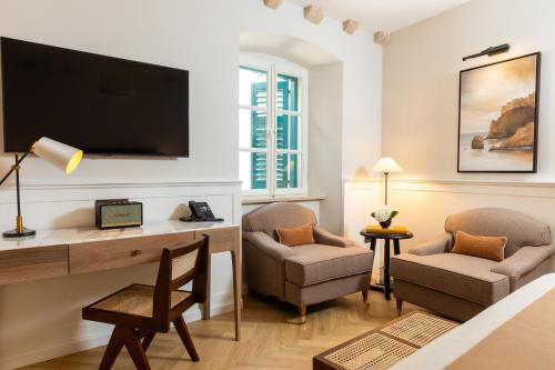 Boutique Hotel Stari Grad - image 12