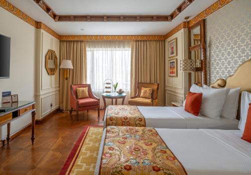 Luxury room  image 1
