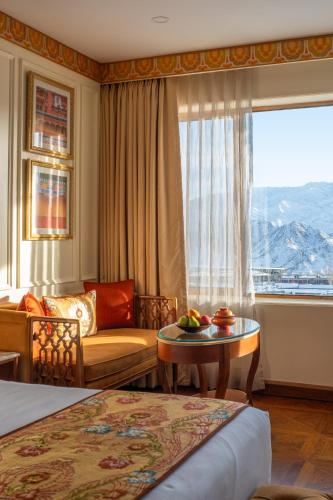 Luxury room  image 4