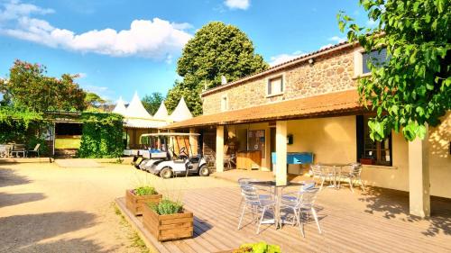 Camping maeva Escapades Ludo Parc in 呂薩