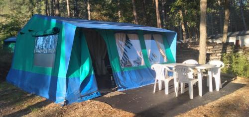 Camping maeva Escapades Ludo Parc in 呂薩