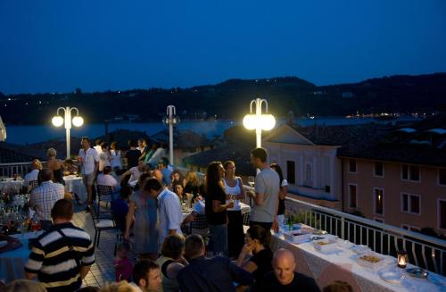 Hotel Ristorante Commercio - image 9