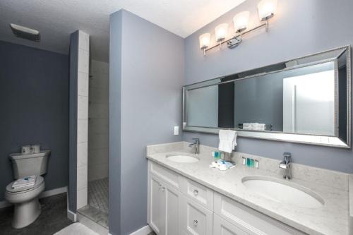 Family Tides by Beachside Management - image 3