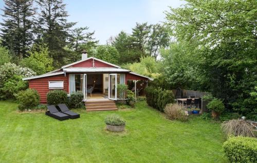 Awesome Home In Hundested With Kitchen