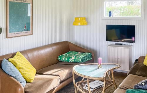  Stunning Home In Humble With Wifi in Humble
