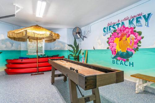 Off the Hook By Beachside Management detail
