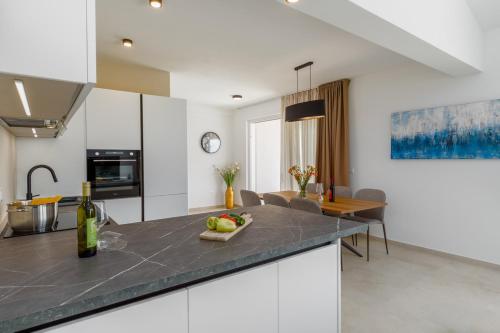 virtuve, Villa Bella N in Markovac