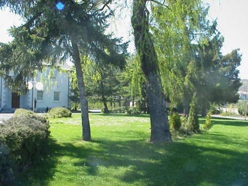 花園, Real Hotel in 古亞爾多