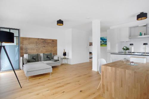 Superior One-Bedroom Apartment