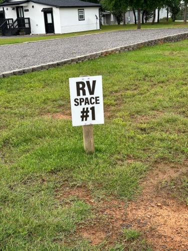 Nordins Escapes RV - Camper Spot 1 in Dardanelle, USA
