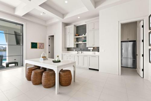 283 Lakeview Drive 283 Lakeview Drive