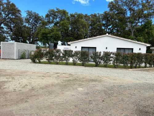 Villa Climatisée avec Terrasse et Parking - Location saisonnière - Prunelli-di-Fiumorbo