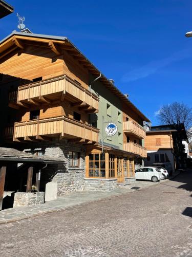 . Albergo K2
