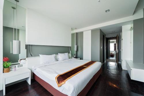 1 queen bed