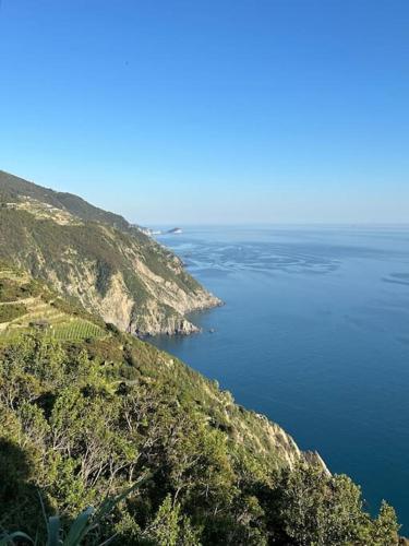 Àa da Pinèla-Biassa-Cinque Terre