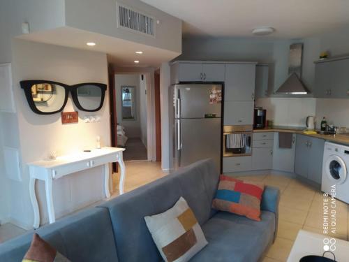 Apartment Amdar Village with garden עם ממ"ד in 埃拉特